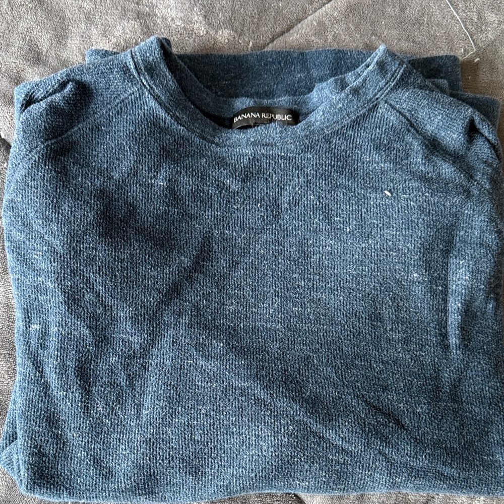 Banana Republic Men's Deep Blue Crewneck Sweater